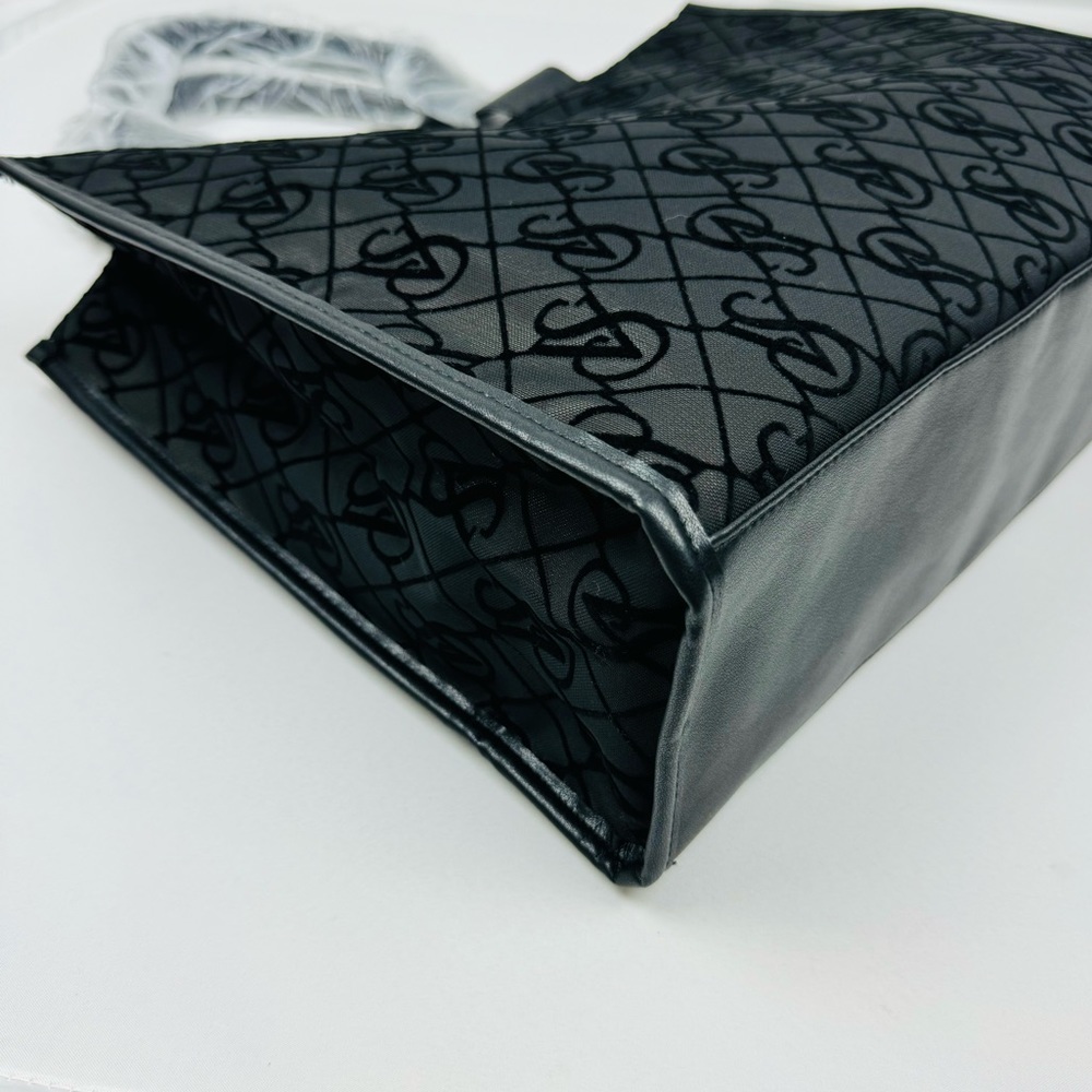 Victoria’s Secret Monogram Logo Mesh Tote - Picture 5 of 9